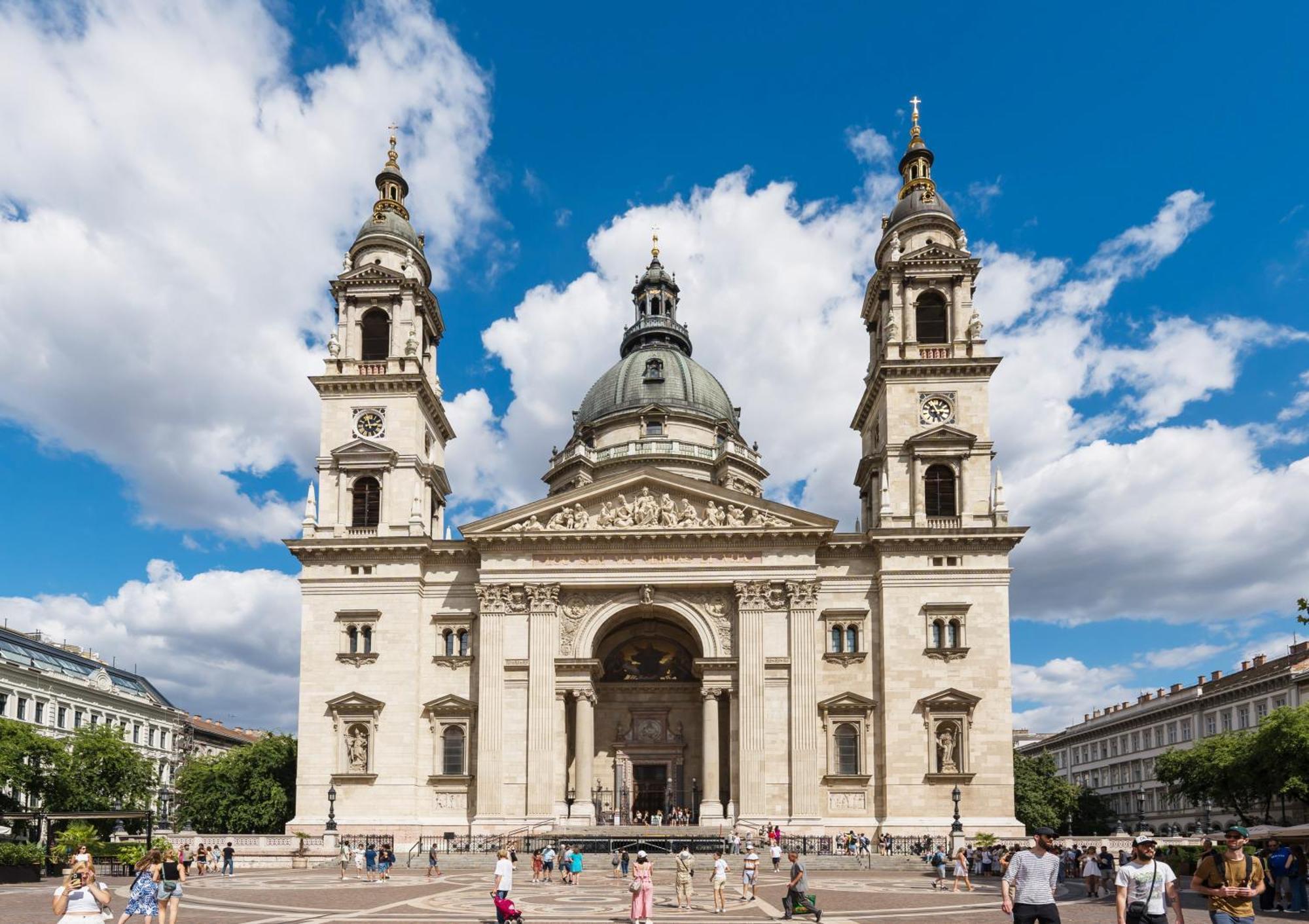 Sesame Wide Lägenhet Budapest Exteriör bild